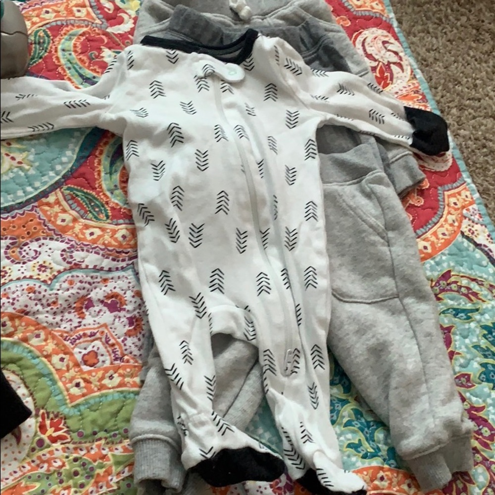 Newborn - Picture 4 of 5
